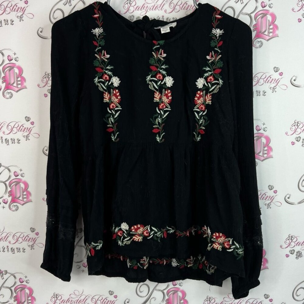 American Eagle Outfitters Black Floral Embroidered Blouse flowers flowy